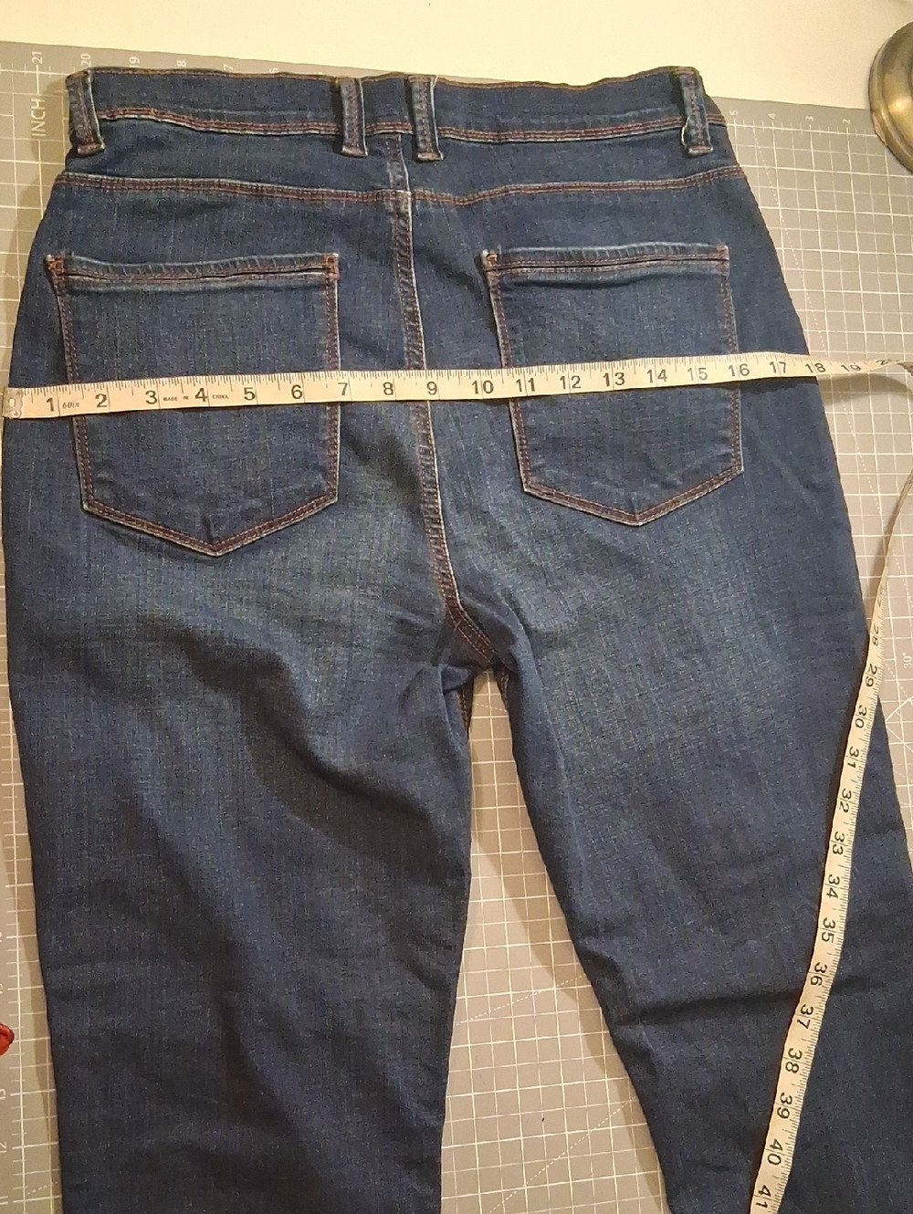 Women’s Dark Blue Straight-Leg Stretch Jeans - Picture 4 of 8